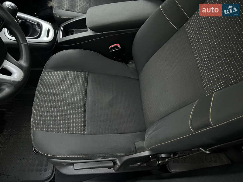 Минивэн Renault Scenic 2010 в Виннице