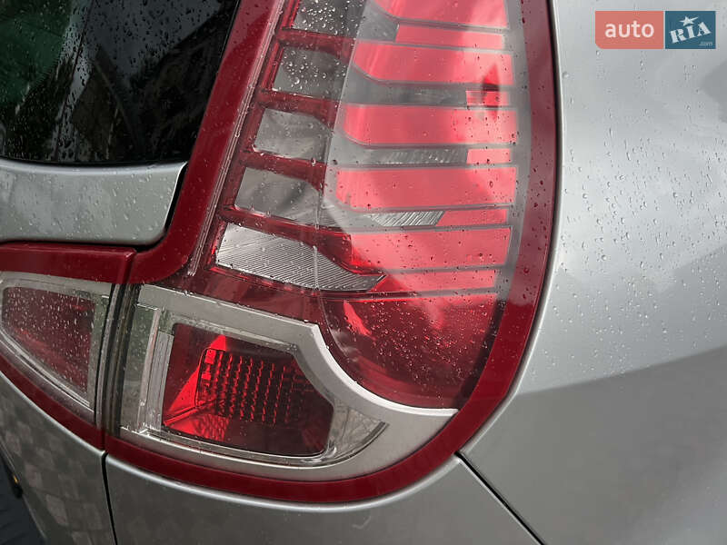 Минивэн Renault Scenic 2010 в Виннице