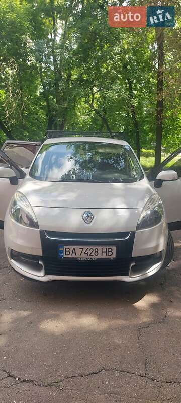 Минивэн Renault Scenic 2012 в Кропивницком