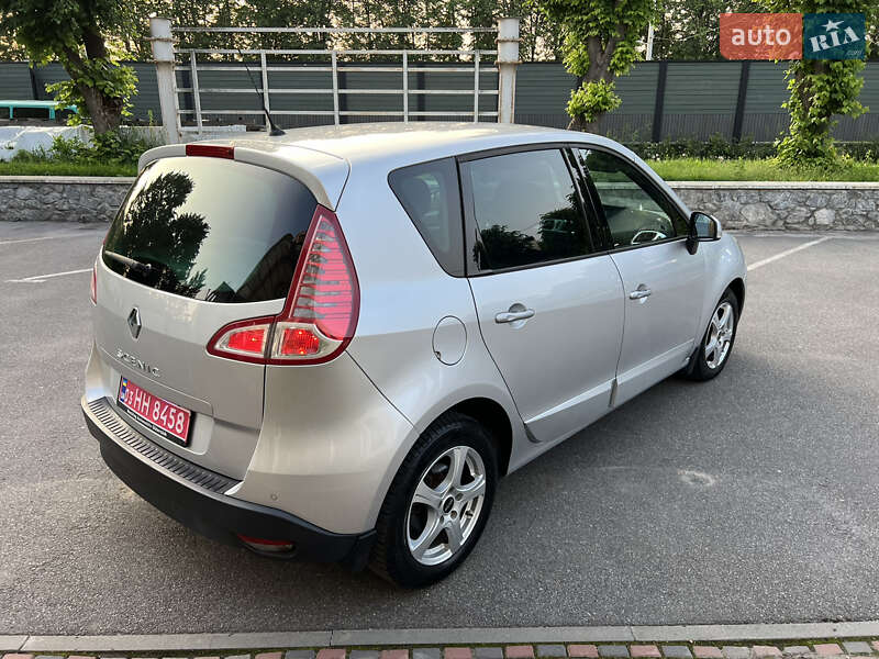 Минивэн Renault Scenic 2010 в Виннице