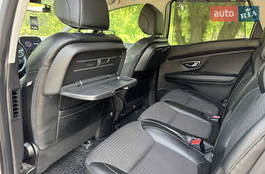 Минивэн Renault Scenic 2016 в 