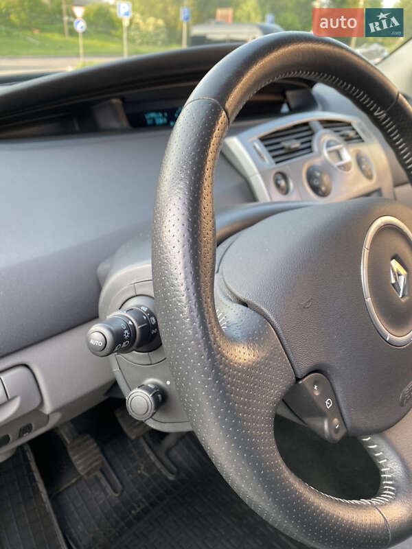 Минивэн Renault Scenic 2009 в Ровно