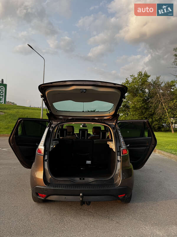 Мінівен Renault Scenic 2013 в Києві