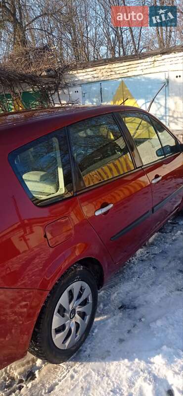 Минивэн Renault Scenic 2008 в Коростене