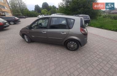 Минивэн Renault Scenic 2003 в 
