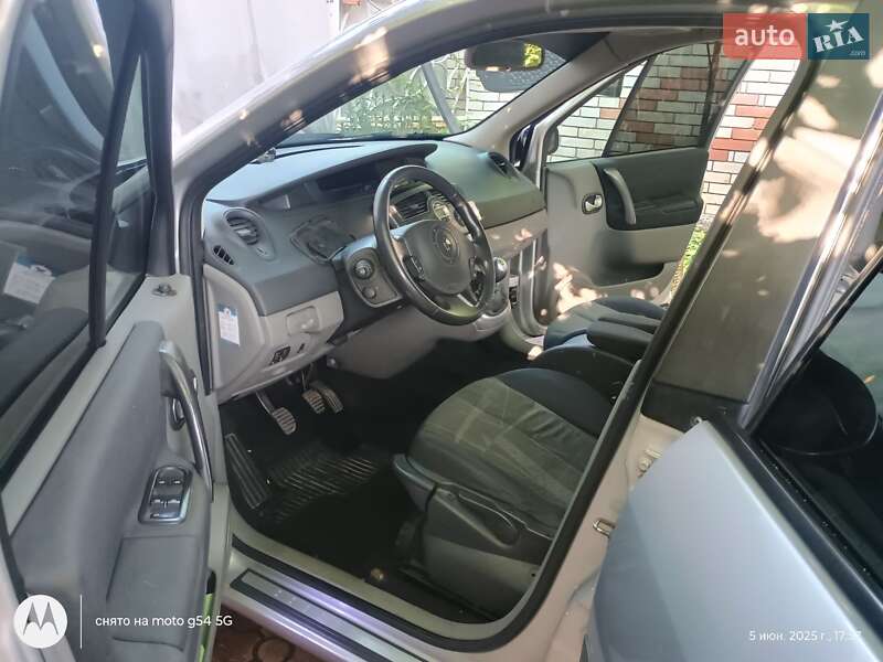 Мінівен Renault Scenic 2006 в Сумах