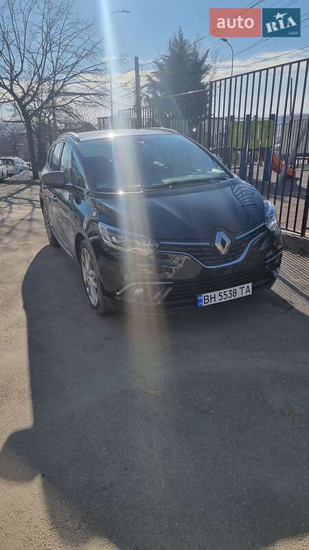 Минивэн Renault Scenic 2016 в Рени