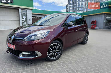 Минивэн Renault Scenic 2013 в 