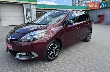 Минивэн Renault Scenic 2013 в 