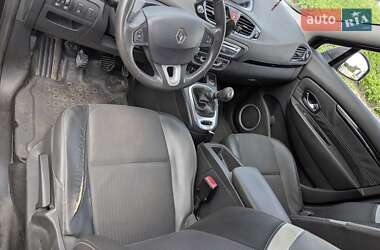 Мінівен Renault Scenic 2011 в 