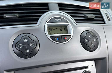 Минивэн Renault Scenic 2008 в 
