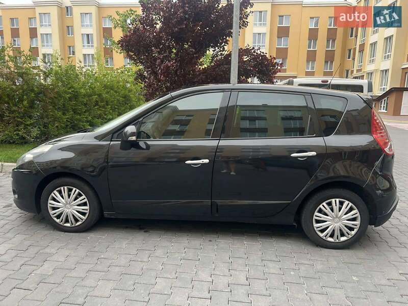 Renault Scenic 2010