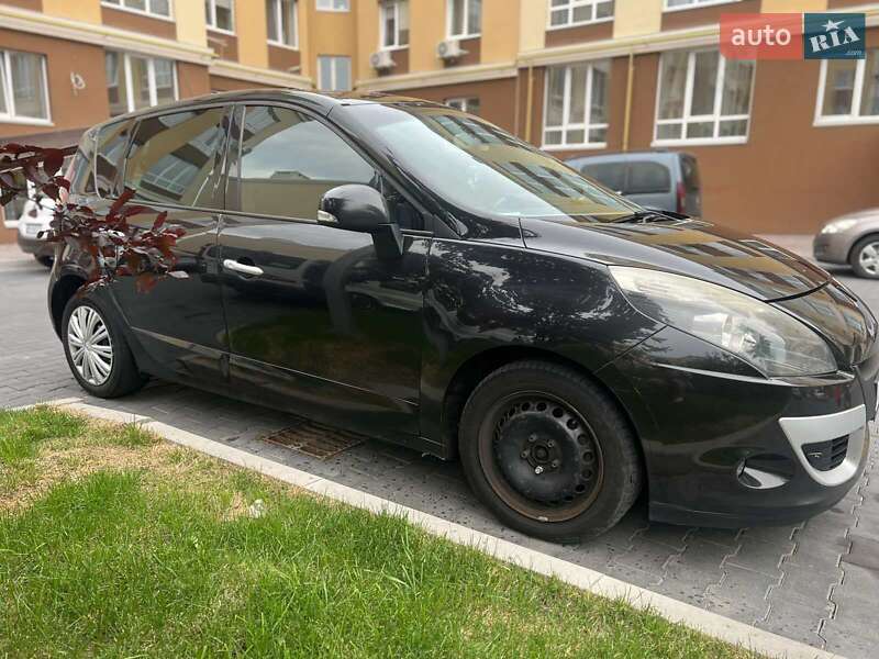Минивэн Renault Scenic 2010 в Киеве