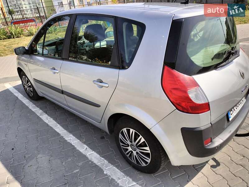 Мінівен Renault Scenic 2006 в Хмельницькому