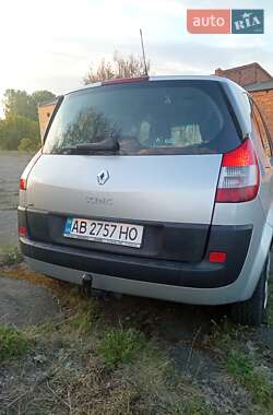 Минивэн Renault Scenic 2005 в 