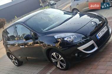 Минивэн Renault Scenic 2011 в 