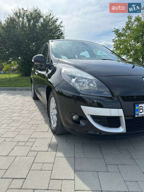 Минивэн Renault Scenic 2011 в Здолбунове
