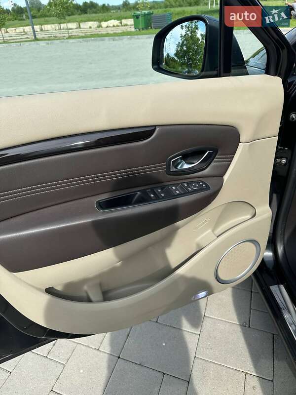 Минивэн Renault Scenic 2011 в Здолбунове