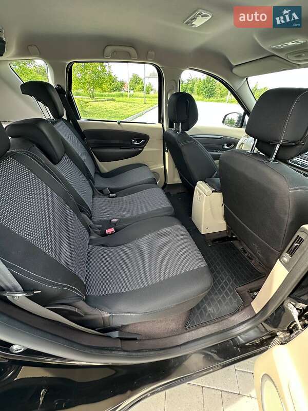 Минивэн Renault Scenic 2011 в Здолбунове
