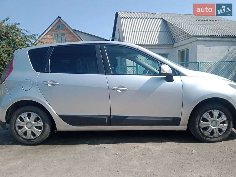 Минивэн Renault Scenic 2009 в Бердичеве