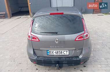 Минивэн Renault Scenic 2010 в 