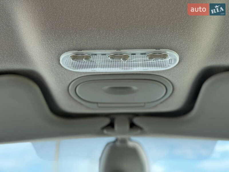 Минивэн Renault Scenic 2008 в Ровно