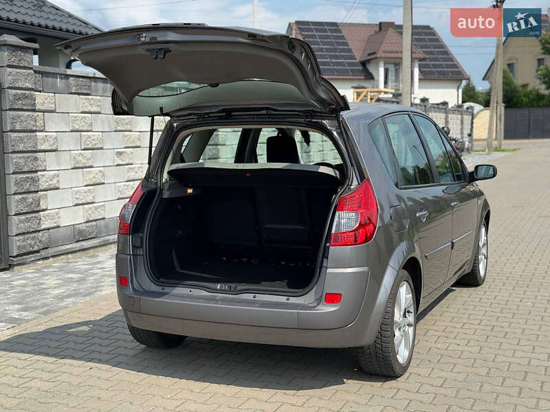 Минивэн Renault Scenic 2008 в Ровно