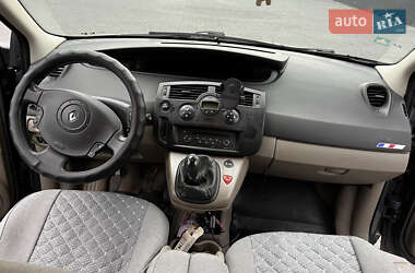 Минивэн Renault Scenic 2006 в 