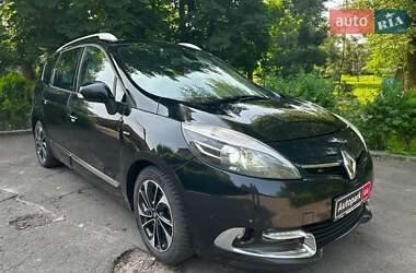Мінівен Renault Scenic 2015 в 