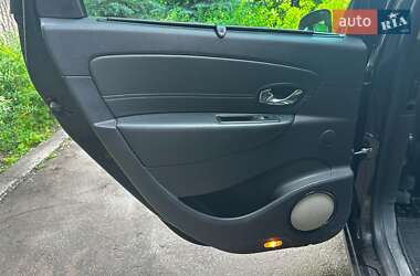 Мінівен Renault Scenic 2015 в 