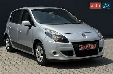 Мінівен Renault Scenic 2011 в Мукачевому