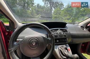 Минивэн Renault Scenic 2003 в 