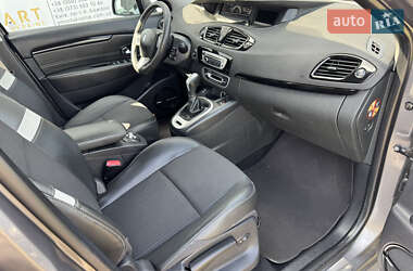 Минивэн Renault Scenic 2012 в 