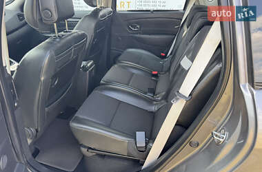 Минивэн Renault Scenic 2012 в 