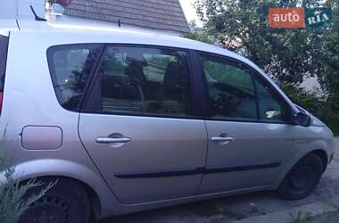Минивэн Renault Scenic 2005 в 
