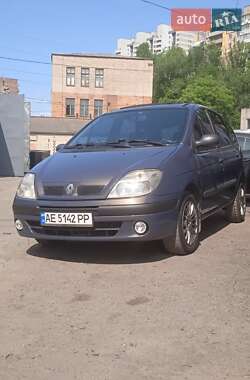 Мінівен Renault Scenic 2001 в Дніпрі