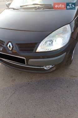 Минивэн Renault Scenic 2008 в 