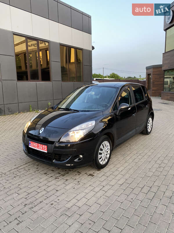 Renault Scenic 2011