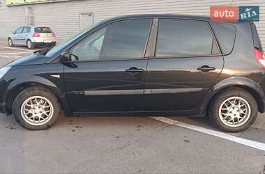 Минивэн Renault Scenic 2004 в 