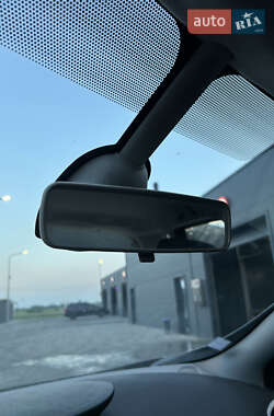 Минивэн Renault Scenic 2013 в 