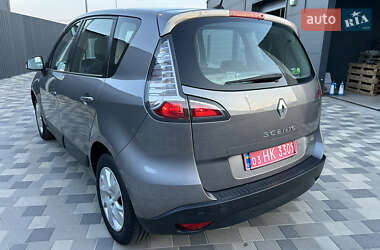 Минивэн Renault Scenic 2013 в 