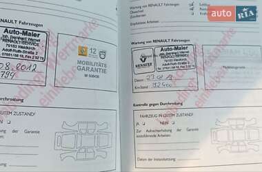 Минивэн Renault Scenic 2004 в 