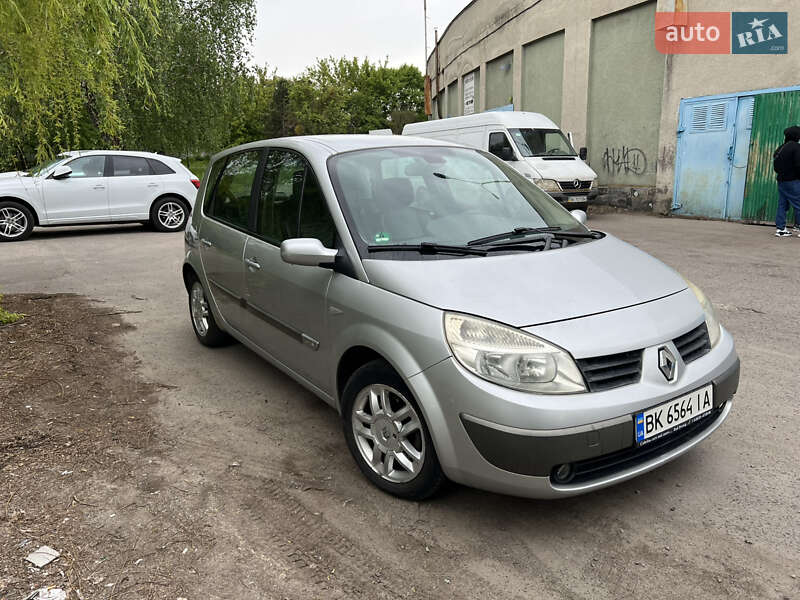 Минивэн Renault Scenic 2005 в Ровно