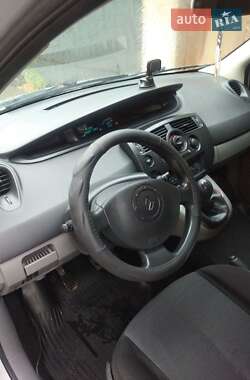 Минивэн Renault Scenic 2006 в 