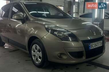Минивэн Renault Scenic 2009 в Новояворовске