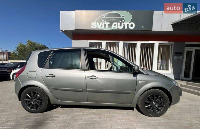 Минивэн Renault Scenic 2006 в Николаеве