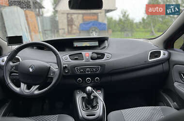 Минивэн Renault Scenic 2010 в 