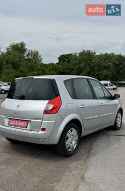 Минивэн Renault Scenic 2006 в 