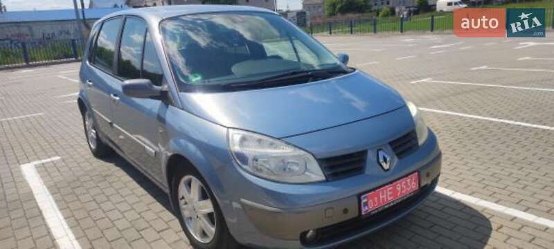 Минивэн Renault Scenic 2004 в 