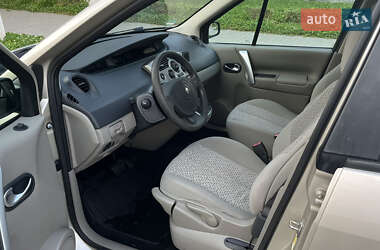 Минивэн Renault Scenic 2006 в 